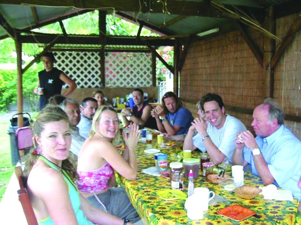 Pension Te Miti - Plage-Beach 200M - Mahana Parc & Vaiava Beach Pk18 - B&B Chambres Ou Dortoir Punaauia  Exterior photo